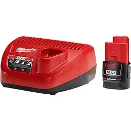 Bateria Compacta Redlithium 2.0 Y Cargador M12 con Estuche de Almacenamiento