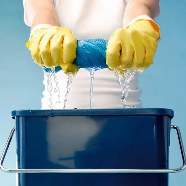 Bayeta Vileda microfibra multiusos en Botella Recargable