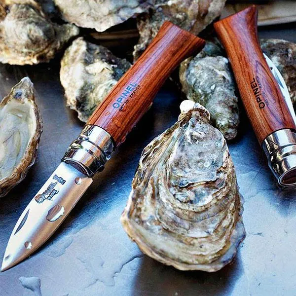 Opinel Nº9 oyster and shellfish knife