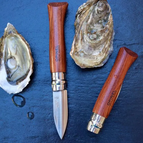 Opinel Nº9 oyster and shellfish knife